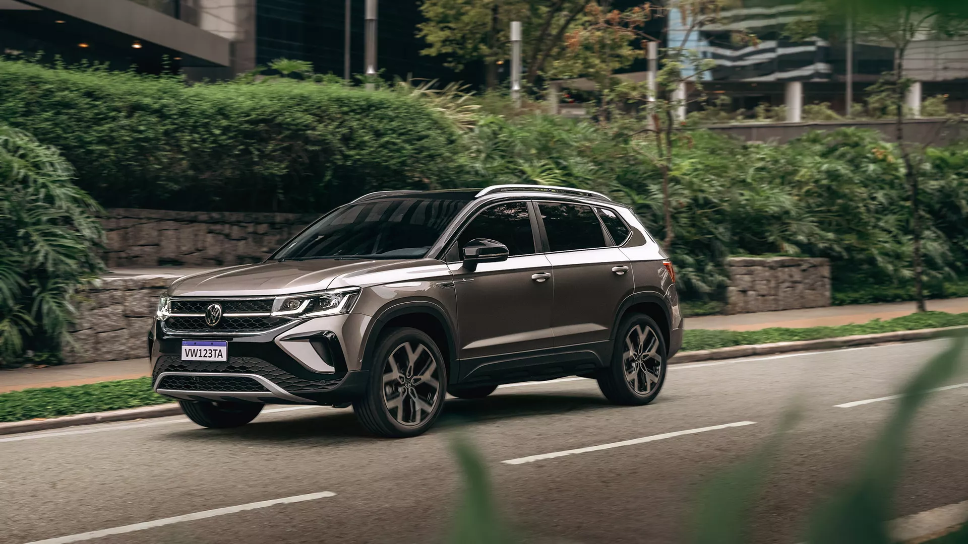 VW Taos reestilizado conquista 5 estrelas no Latin NCAP e se consolida entre os SUVs mais seguros do Brasil