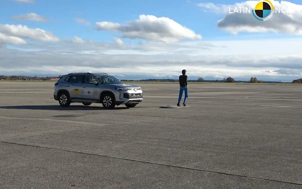 VW Tiguan Latin NCap 2025 28