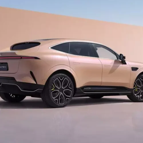 CAOA Changan Avatr 11: O SUV Elétrico que Desafia o Status Quo do Luxo Alemão no Brasil