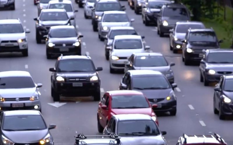 Janeiro registra quedas de 50% mas projeção de 135 mil carros indica mercado saudável