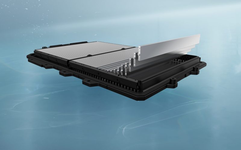 Brasileiro transforma bateria descartada de BYD em sistema de energia residencial e chama atenção da montadora chinesa