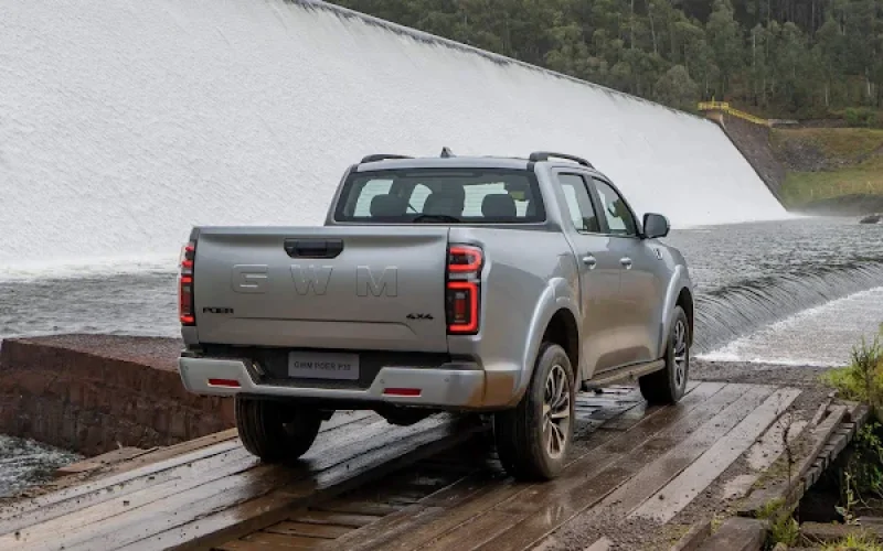 Poer P30 supera vendas da FIAT Titano em março de 2026