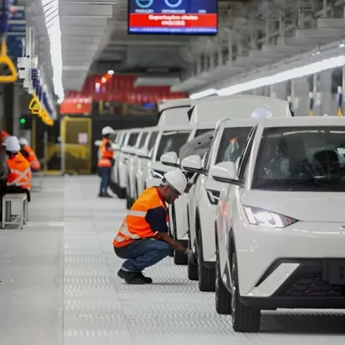 Anfavea alerta: CKD e SKD podem eliminar 69 mil empregos na indústria automotiva brasileira