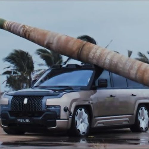 BYD Yangwang U8L: SUV de Luxo Sobrevive a Árvore de 2 Toneladas Caindo 3x – Indestrutível ou Marketing Gênio?