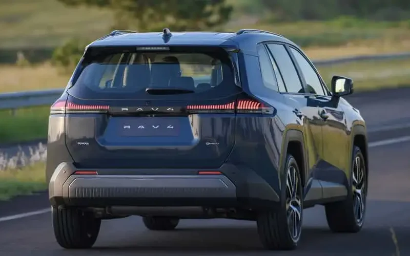 Toyota lança Novo RAV4 2026 no Brasil: Mais potente, tecnológico e com preço reduzido