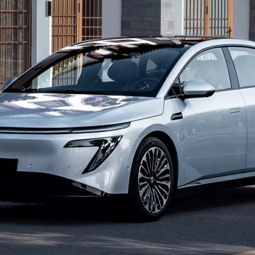 Nissan N6: o sedã híbrido plug-in maior que o Sentra que pode revolucionar o mercado global